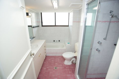 Imperial Surf Private Apartments - Broome Tourism 5