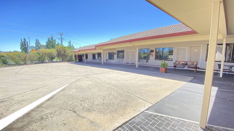Sapphire City Motor Inn, Inverell - Broome Tourism 0
