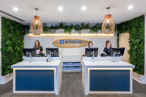 Wyndham Surfers Paradise - Broome Tourism 3