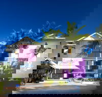 Freestyle Resort Port Douglas - Broome Tourism