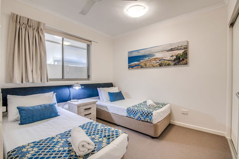 Coolum At The Beach - Broome Tourism 6