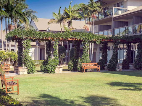 Mercure Clear Mountain Lodge - Broome Tourism 1