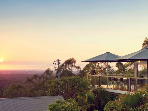 Mercure Clear Mountain Lodge - Broome Tourism 2