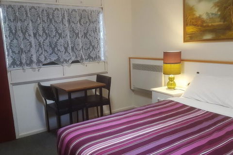 Clunes Motel - Broome Tourism 1
