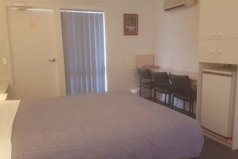 Clunes Motel - Broome Tourism 7
