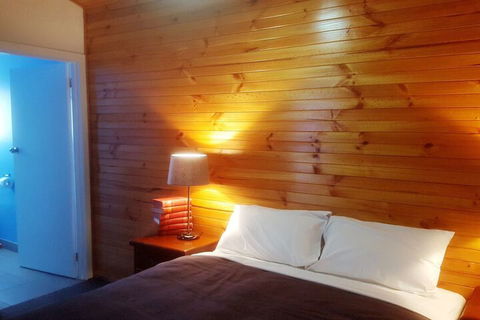 Clunes Motel - Broome Tourism 6