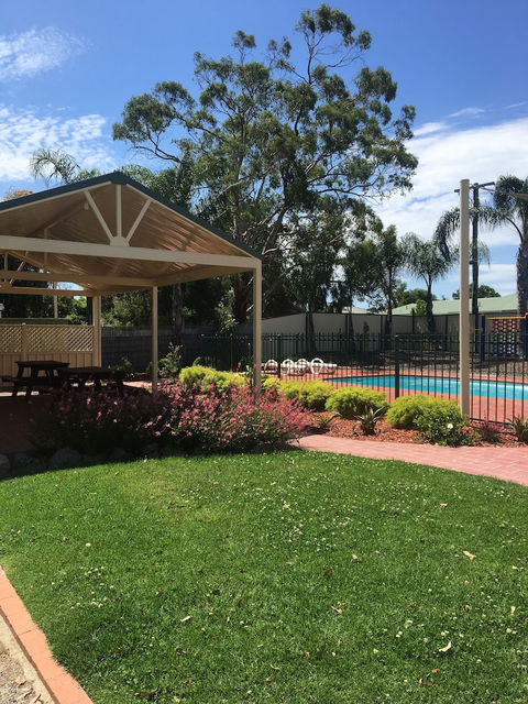 Albury All Seasons Tourist Park - Broome Tourism 3