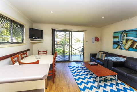 Porepunkah Bridge Holiday Park - Broome Tourism 2