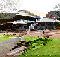Royal Hotel Singleton - Broome Tourism
