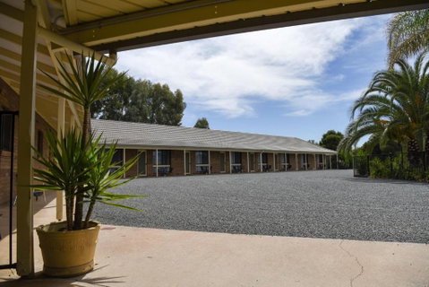 Culcairn Motor Inn - Broome Tourism 5