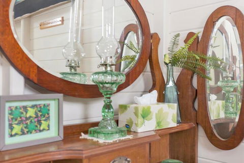 Maleny Wildlife Holiday House - Broome Tourism 6