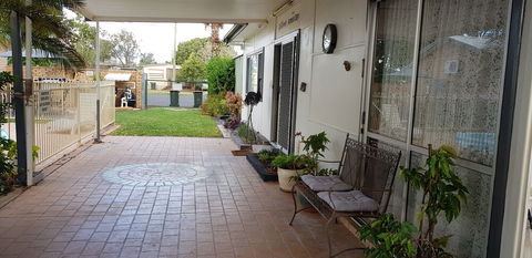 Darling River Motel - Broome Tourism 5
