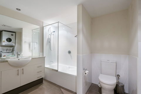 188 Apartments - Broome Tourism 1