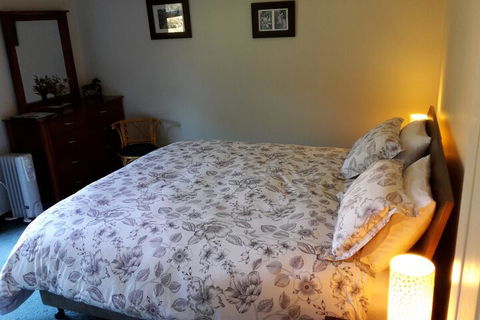 Eagles Roost Farmstay B & B - Broome Tourism 4