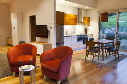 Wilderberry Cottage - Broome Tourism 3