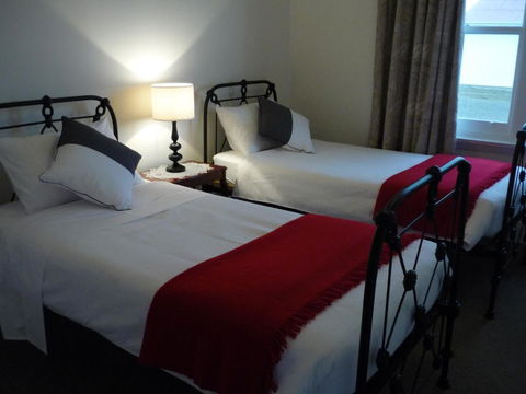 Little Sunnyside Accommodation - Broome Tourism 6