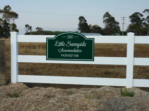 Little Sunnyside Accommodation - Broome Tourism 4