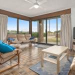 Sun & Surf Aldinga Beach Apartment - Broome Tourism 0