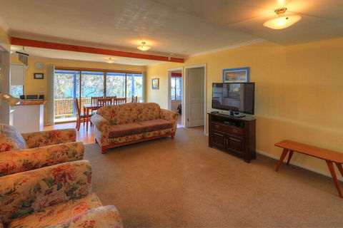 Sommers Bay Beach House - Broome Tourism 3