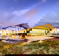 Cloudy Bay Beach House - Broome Tourism