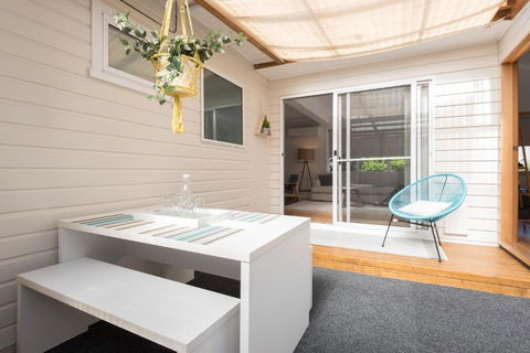 Penguin Beach House - Broome Tourism 2