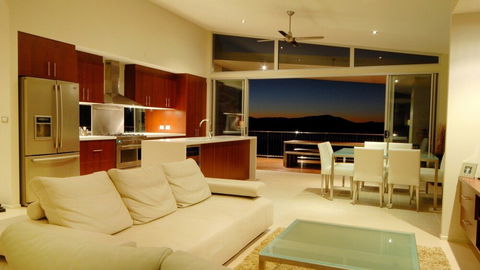 Whitsunday Views - Broome Tourism 2
