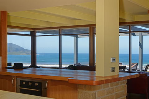 Cloudy Bay Villa - Broome Tourism 1
