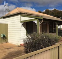 Away Cottages Broken Hill - Broome Tourism