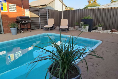 Country Mile Motor Inn - Broome Tourism 3