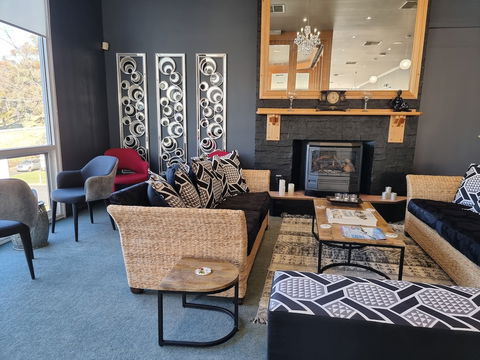 Tumbarumba Motel & Elms Restaurant - Broome Tourism 5