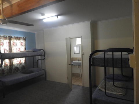 Kalbarri Backpackers YHA - Broome Tourism 4