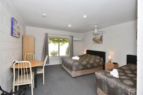 Inglewood Motel And Caravan Park - Broome Tourism 6