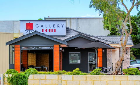 Gallery Hotel - Broome Tourism 1