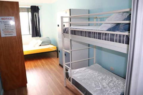 Cronulla Beach Backpackers - Broome Tourism 7