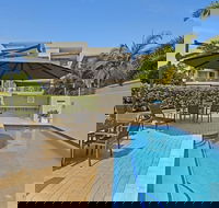 On the Bay Apartments - Broome Tourism