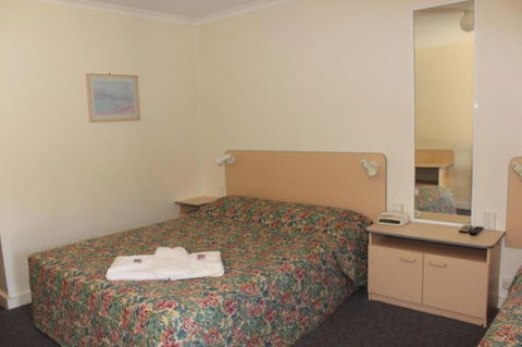 Mid Coast Motor Inn - Broome Tourism 2