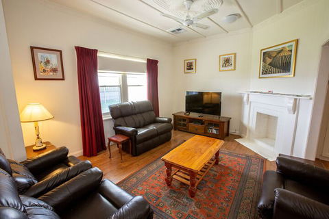 Smith Street Cottage Naracoorte - Broome Tourism 1