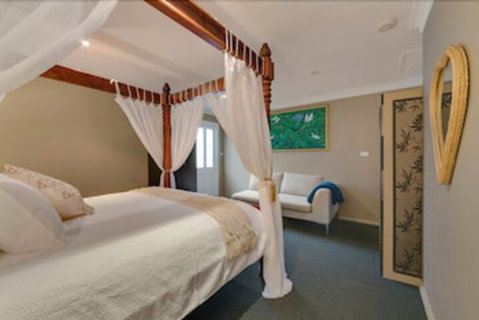 Mountainside B&B - Broome Tourism 2