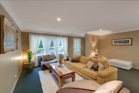 Mountainside B&B - Broome Tourism 6