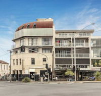 Summer House Backpackers Melbourne - Broome Tourism