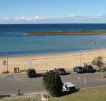 Toowoon Beach View 3br Villa 4 just steps to beach with views - Broome Tourism