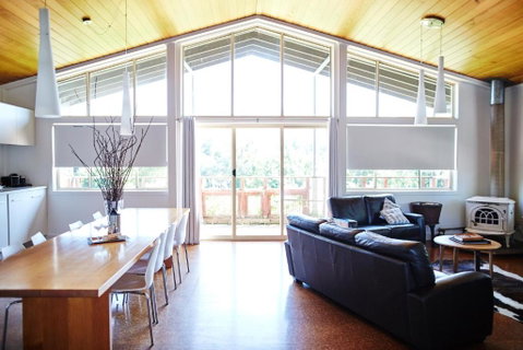 Feathertop Winery - Broome Tourism 1
