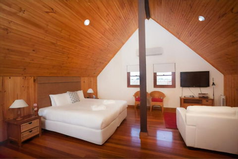Wandin Valley Estate - Broome Tourism 4