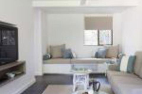 Bayshore Bungalows - Broome Tourism 0