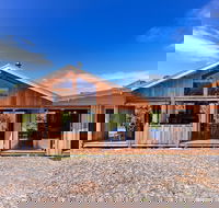 Bruny Island Lodge - Broome Tourism