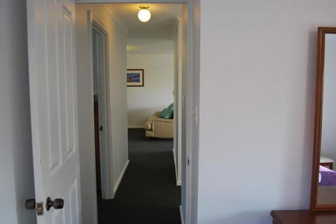 Maple Tree Cottage - Broome Tourism 5
