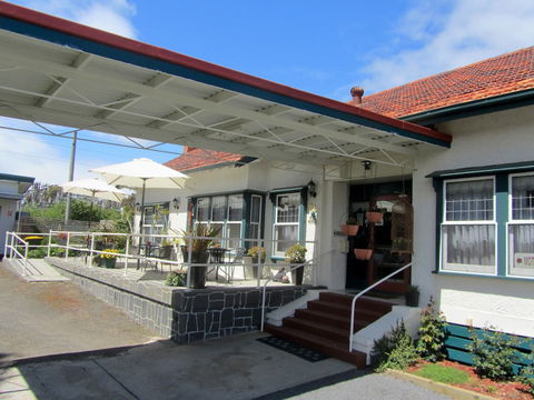 Highlander Haven Motel - Broome Tourism 1