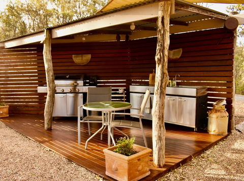 Ketchup's Bank Glamping - Broome Tourism 6