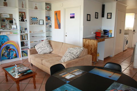 Shark Bay B & B - Broome Tourism 1