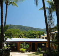 Clifton Beach House - Broome Tourism